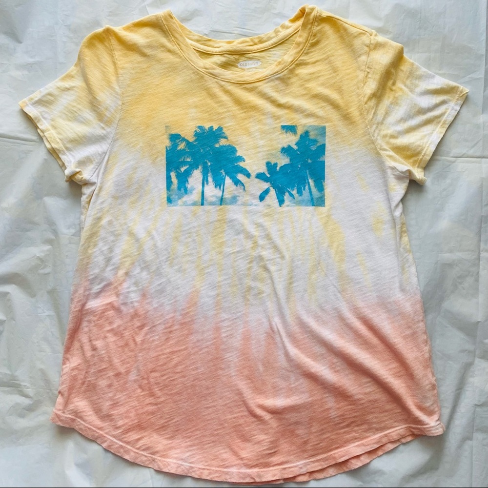 Old Navy tropical tee